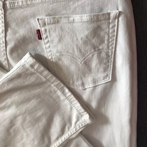 All white Levi’s